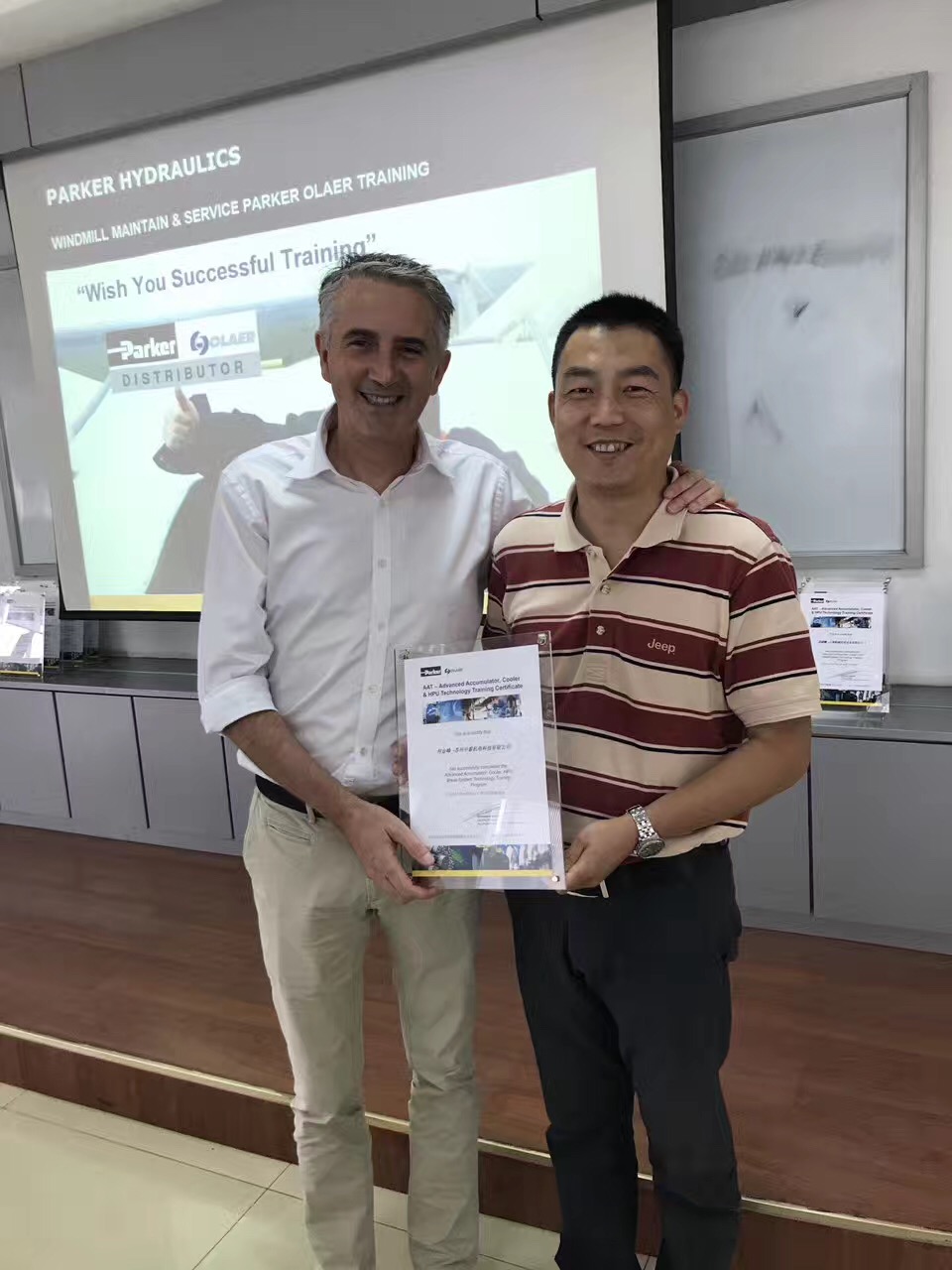 Parker液壓培訓(xùn)順利通過(guò)，畜能器；冷卻器；維修；購(gòu)買(mǎi)可以聯(lián)絡(luò)我們