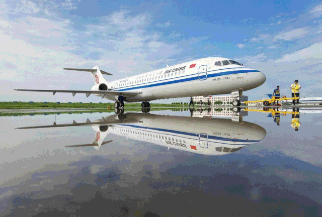 “阿嬌”飛入三大航，派克(Parker)守護ARJ21沖上云霄
